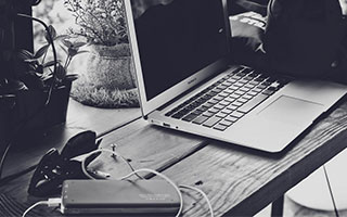 开云体育在线-巴西男篮险胜灰熊，巴恩斯惊艳世界