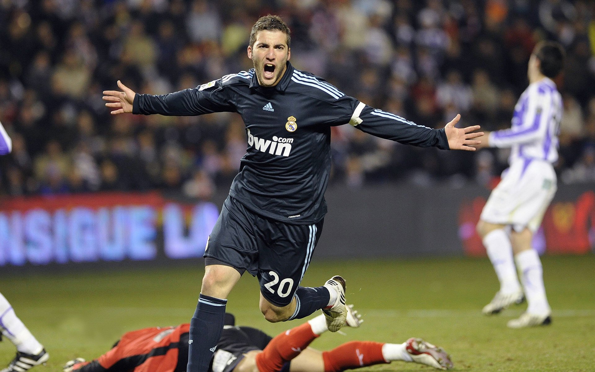 开云-绝境亮剑！恩佐天外飞仙定乾坤，切尔西惊魂一刻带走澳大利亚